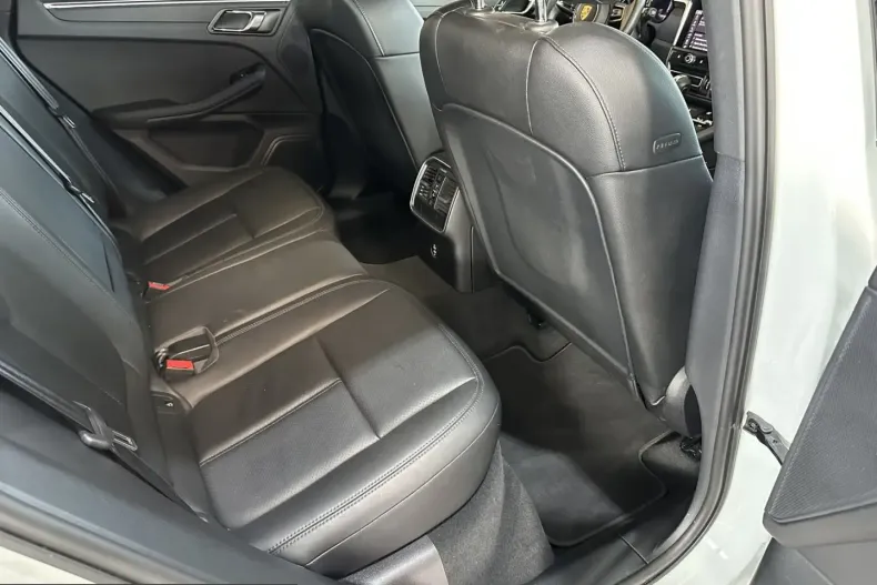 Porsche Macan din 2022 cu 49.145 km - oferta POR226130 - foto 19