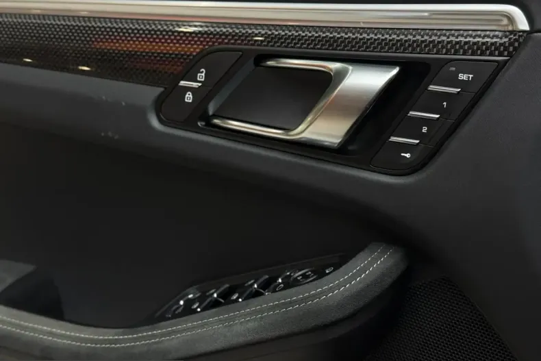 Porsche Macan din 2023 cu 73.000 km - oferta POR226131 - foto 11