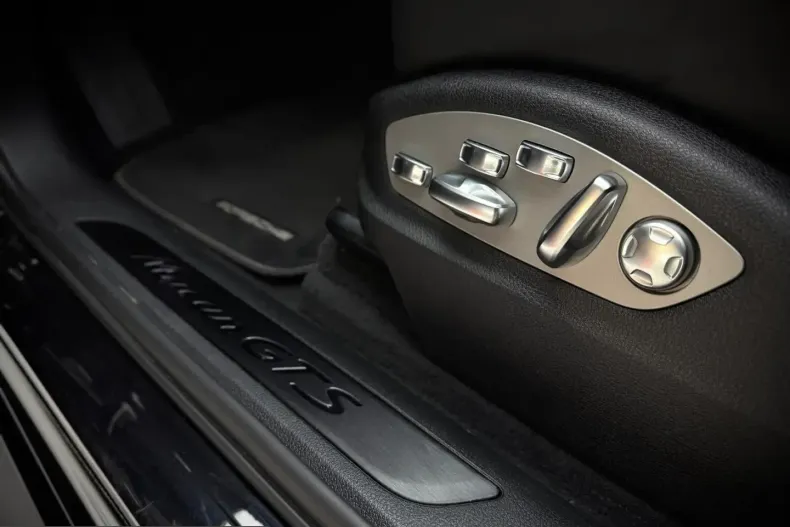 Porsche Macan din 2023 cu 73.000 km - oferta POR226131 - foto 13