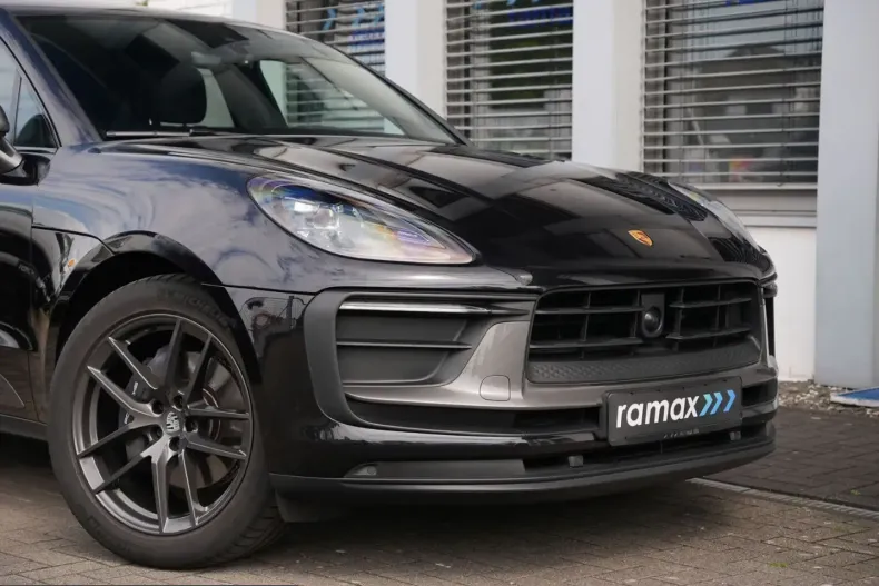 Porsche Macan din 2023 cu 34.000 km - oferta POR226133 - foto 13