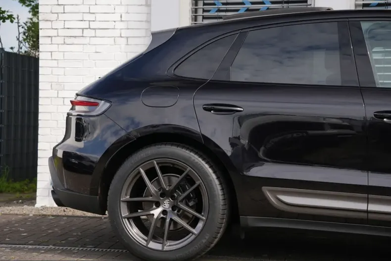 Porsche Macan din 2023 cu 34.000 km - oferta POR226133 - foto 17