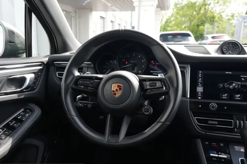 Porsche Macan din 2023 cu 34.000 km - oferta POR226133 - foto 25