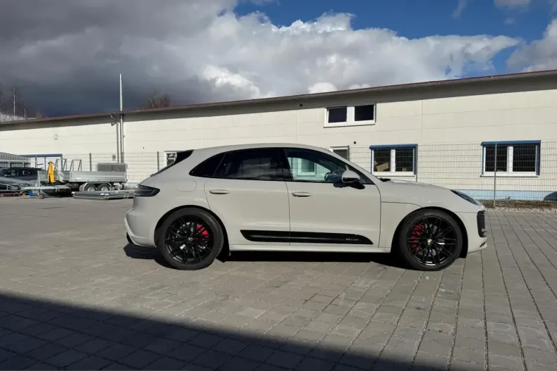 Porsche Macan din 2023 cu 85.000 km - oferta POR226135 - foto 4