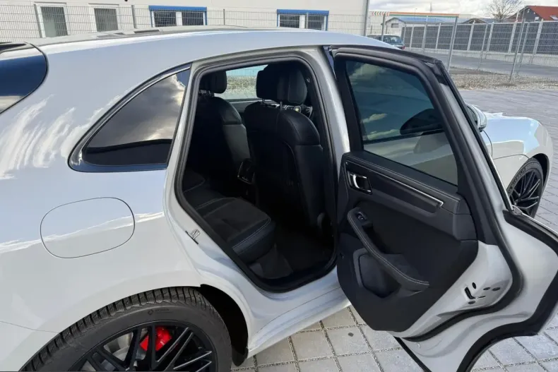 Porsche Macan din 2023 cu 85.000 km - oferta POR226135 - foto 19