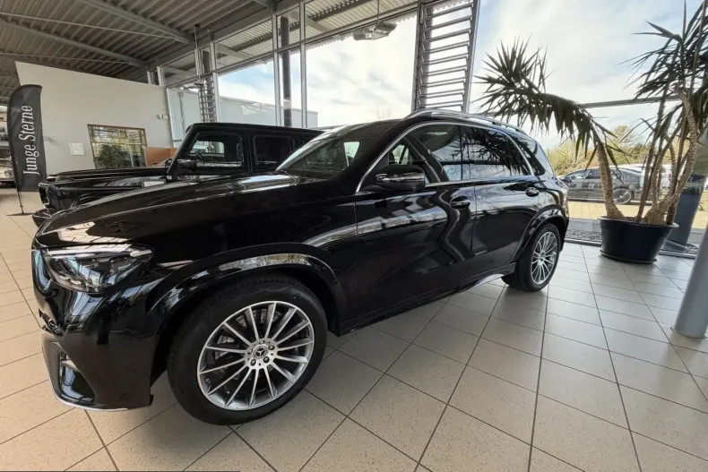 Mercedes-Benz GLE 450 (Clasa GLE) din 2025 cu 9.900 km - oferta MER226142 - foto 1