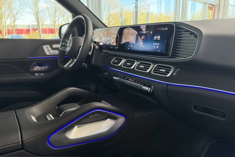 Mercedes-Benz GLE 450 (Clasa GLE) din 2025 cu 9.900 km - oferta MER226142 - foto 5