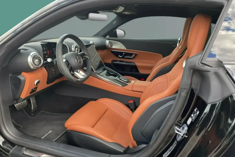 Mercedes-Benz AMG GT (Clasa GT) din 2024 cu 9.900 km - oferta MER226158 - foto 2