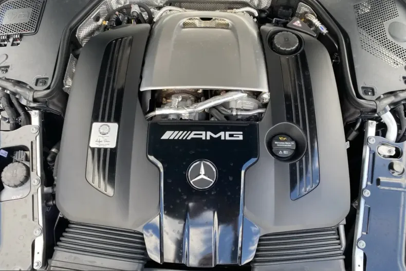 Mercedes-Benz AMG GT (Clasa GT) din 2024 cu 9.900 km - oferta MER226158 - foto 17