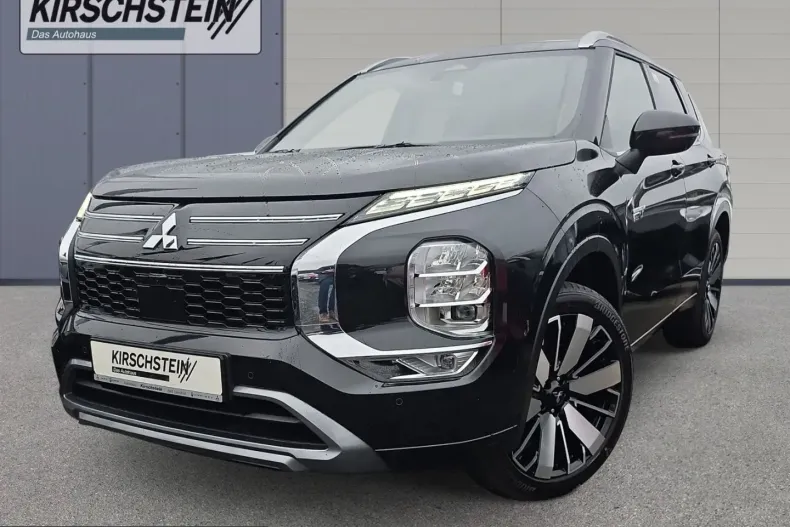 Mitsubishi Plug-in Hybrid Outlander din 2025 cu 15.998 km - oferta MIT226159 - foto 1