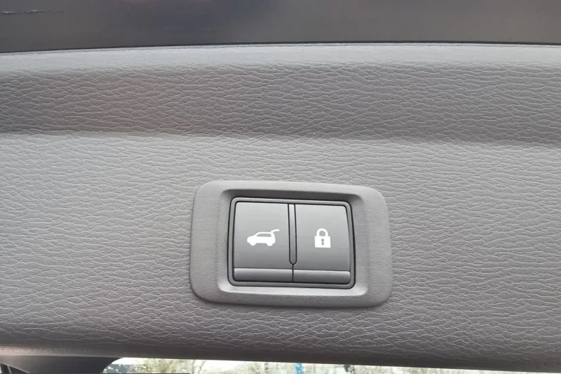 Mitsubishi Plug-in Hybrid Outlander din 2025 cu 15.998 km - oferta MIT226159 - foto 29