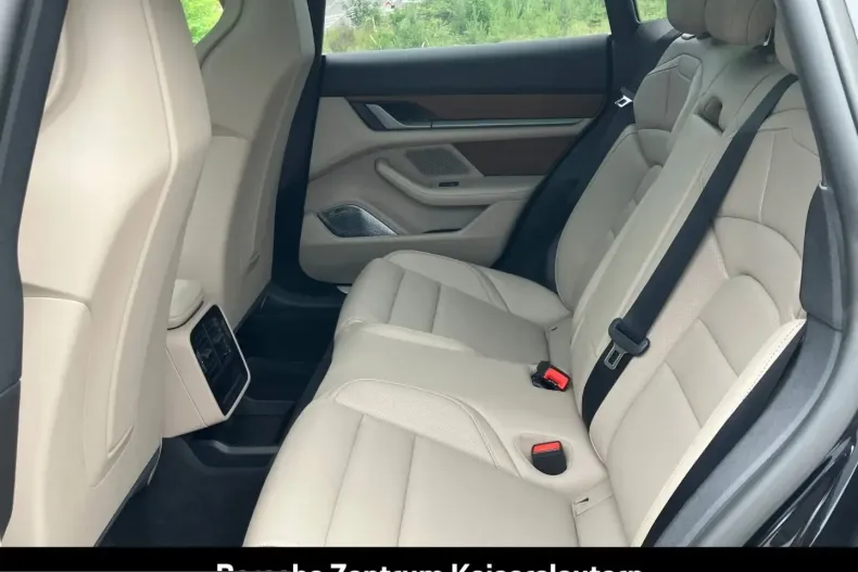 Porsche Taycan din 2024 cu 24.600 km - oferta POR226162 - foto 27