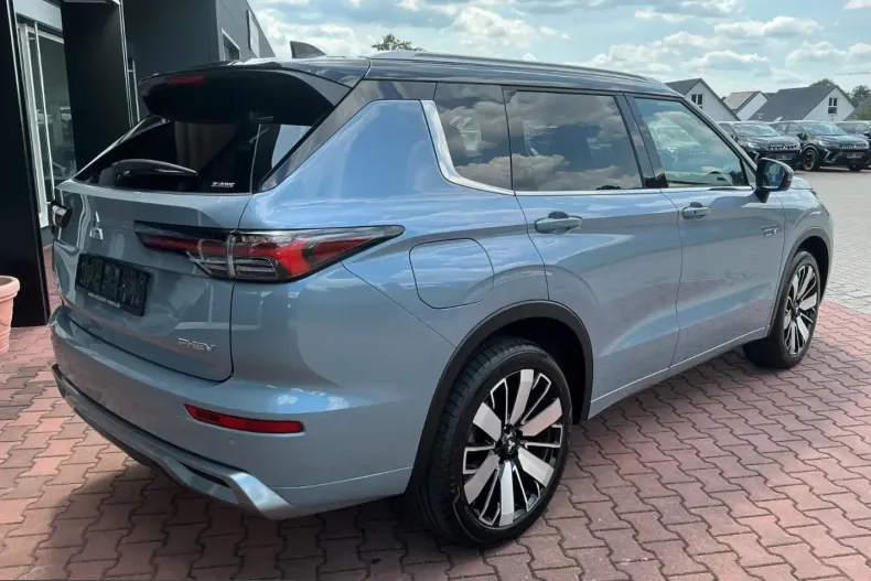Mitsubishi Plug-in Hybrid Outlander din 2025 cu 15.086 km - oferta MIT226165 - foto 8