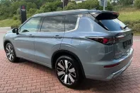 Mitsubishi Plug-in Hybrid Outlander din 2025 cu 15.086 km - oferta MIT226165 - foto 10