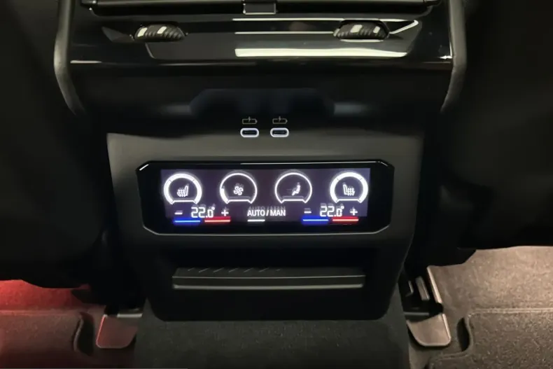 BMW M5 (Seria 5) din 2025 cu 2.585 km - oferta BMW226171 - foto 19