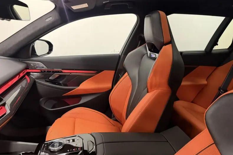 BMW M5 (Seria 5) din 2025 cu 2.585 km - oferta BMW226171 - foto 41