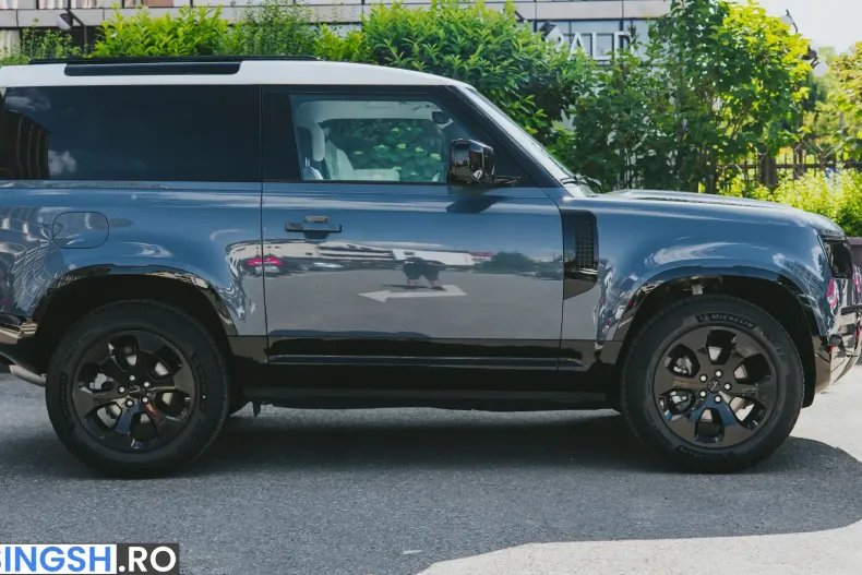 Land Rover Defender din 2026 cu 2.000 km - oferta LAN226172 - foto 8