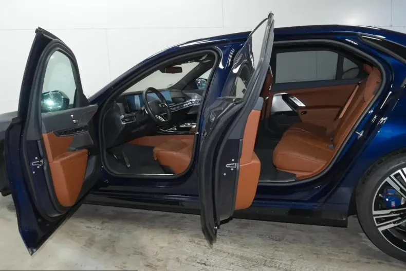 BMW 740 (Seria 7) din 2024 cu 49.990 km - oferta BMW226178 - foto 10
