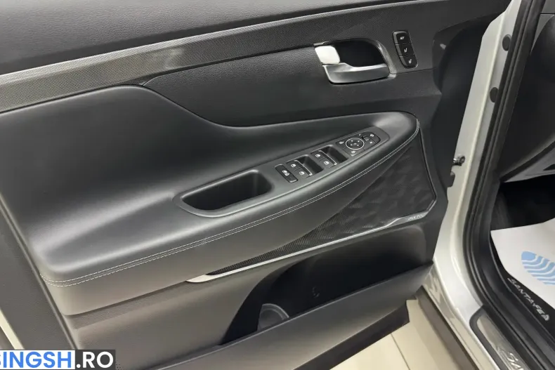 Hyundai Santa Fe din 2023 cu 41.600 km - oferta HYU226180 - foto 24