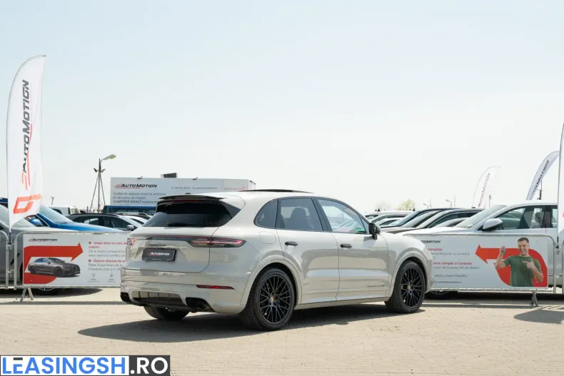 Porsche Cayenne din 2023 cu 29.650 km - oferta POR226186 - foto 4