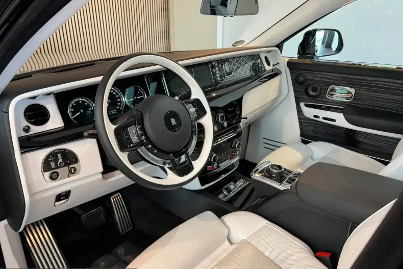 Rolls-Royce Phantom din 2024 cu 9.882 km - oferta ROL226190 - foto 11