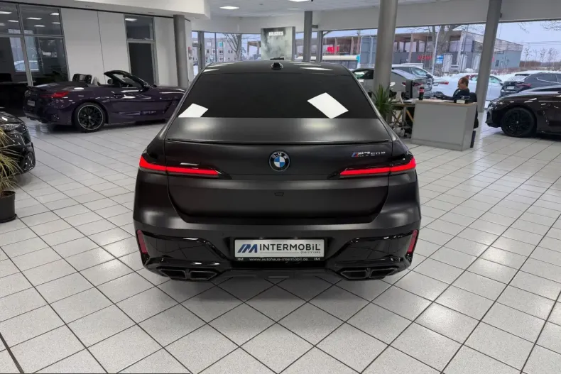BMW M760 (Seria 7) din 2024 cu 29.235 km - oferta BMW226191 - foto 7
