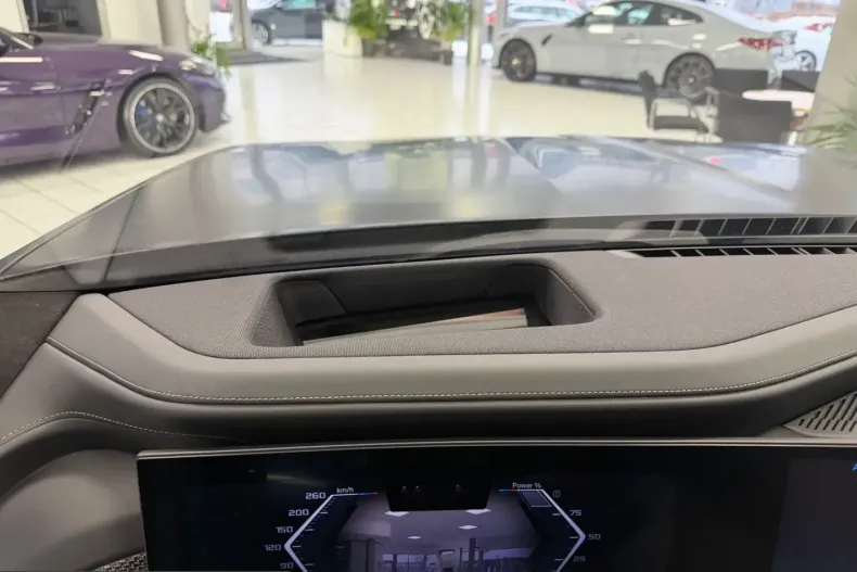 BMW M760 (Seria 7) din 2024 cu 29.235 km - oferta BMW226191 - foto 12