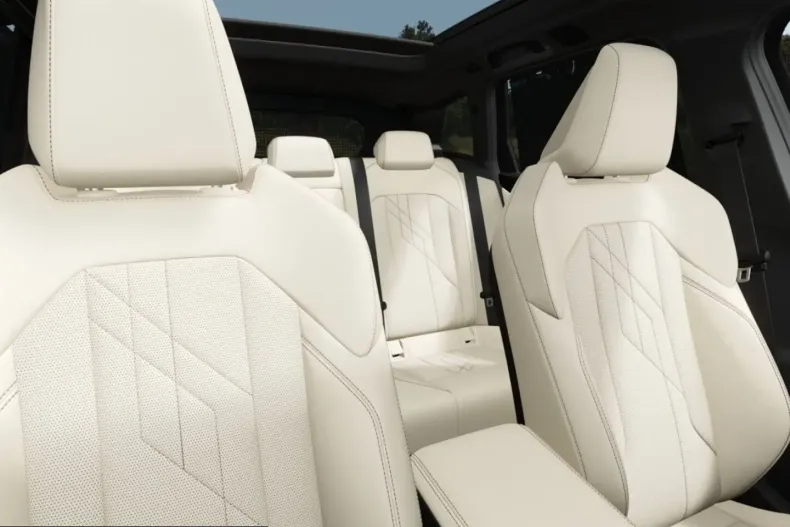 BMW X3 (Seria X) din 2025 cu 15.000 km - oferta BMW226193 - foto 2