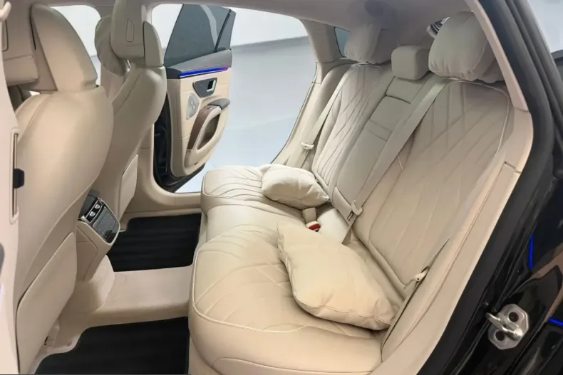 Mercedes-Benz EQS (Clasa S) din 2024 cu 30.000 km - oferta MER226199 - foto 16