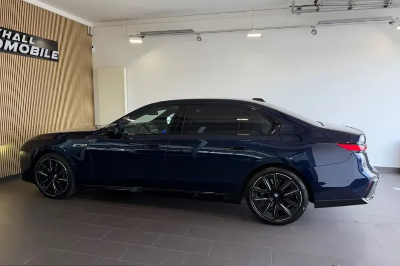 BMW 740 (Seria 7) din 2024 cu 29.990 km - oferta BMW226203 - foto 8