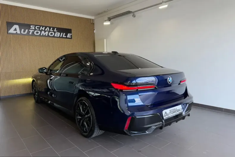 BMW 740 (Seria 7) din 2024 cu 29.990 km - oferta BMW226203 - foto 9