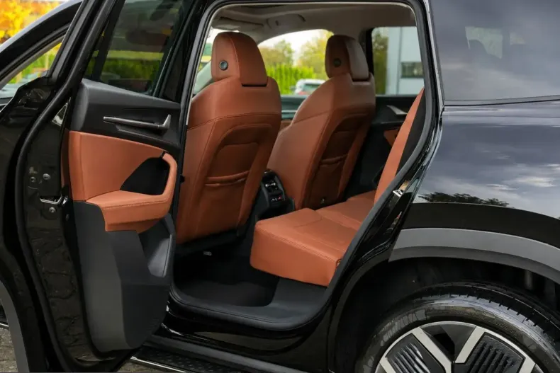 Skoda Kodiaq din 2025 cu 6.800 km - oferta SKO226206 - foto 4