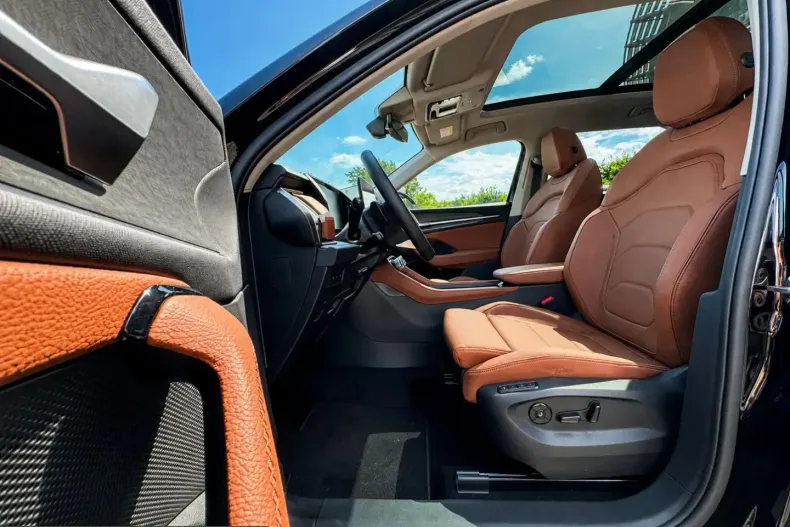Skoda Kodiaq din 2025 cu 6.800 km - oferta SKO226206 - foto 8