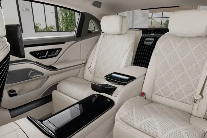 Mercedes-Benz S 680 (Clasa S) din 2024 cu 37.731 km - oferta MER226208 - foto 7