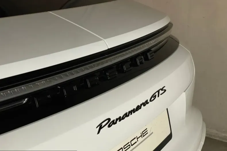 Porsche Panamera din 2025 cu 13.300 km - oferta POR226212 - foto 10