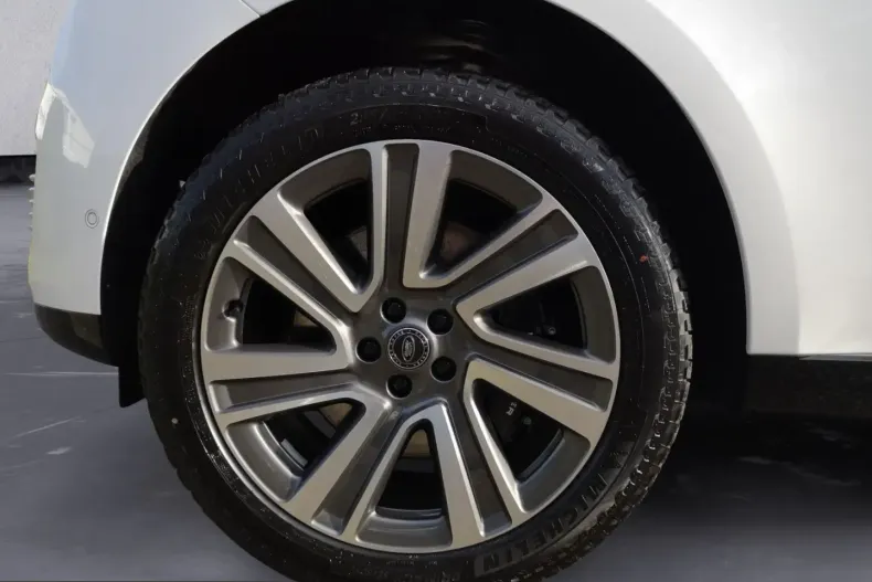 Land Rover Range Rover din 2025 cu 1.412 km - oferta LAN226217 - foto 9