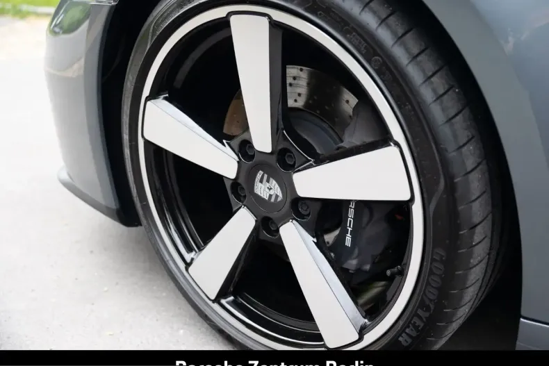 Porsche 992 din 2024 cu 15.301 km - oferta POR226225 - foto 18