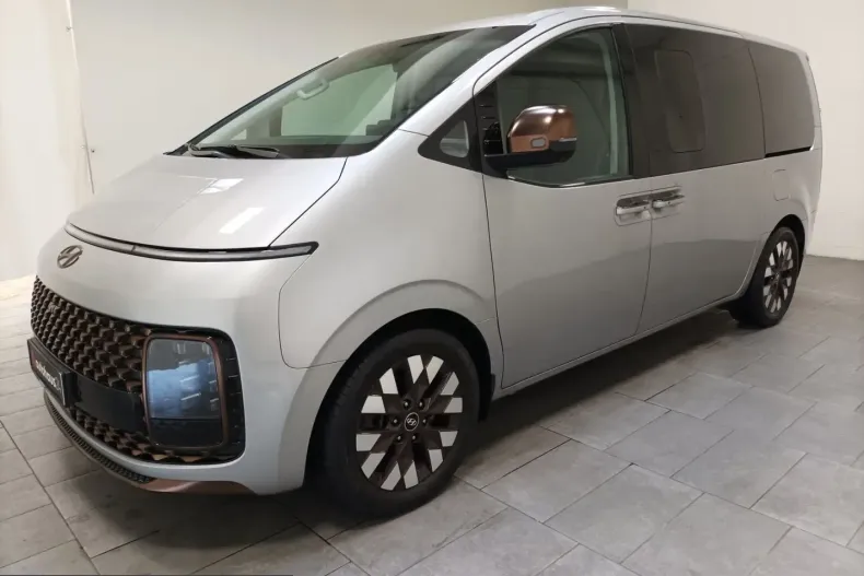 Hyundai Staria din 2022 cu 67.305 km - oferta HYU226236 - foto 3
