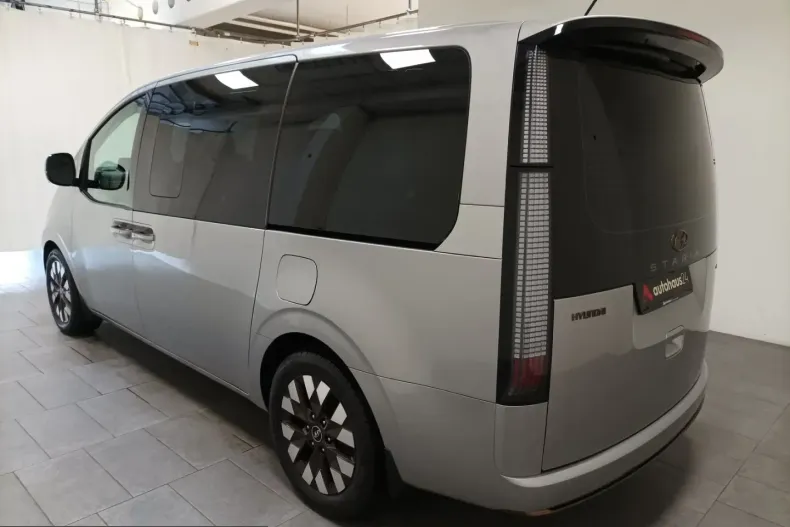 Hyundai Staria din 2022 cu 67.305 km - oferta HYU226236 - foto 4