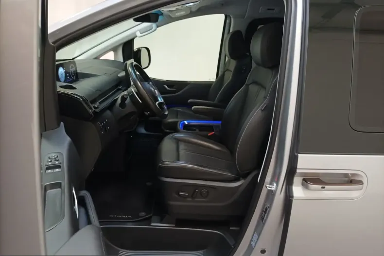 Hyundai Staria din 2022 cu 67.305 km - oferta HYU226236 - foto 8