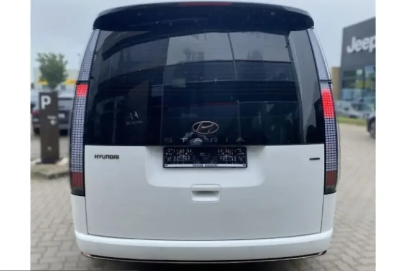 Hyundai Staria din 2022 cu 56.191 km - oferta HYU226237 - foto 6