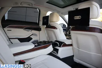 Audi S8 din 2025 - oferta AUD226242