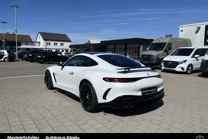 Mercedes-Benz AMG GT (Clasa GT) din 2025 cu 18.853 km - oferta MER226243 - foto 3