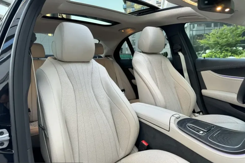Mercedes-Benz E 300 (Clasa E) din 2021 cu 137.800 km - oferta MER226244 - foto 6