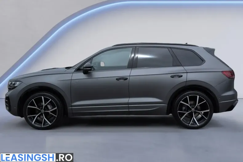 Volkswagen Touareg din 2025 cu 8.687 km - oferta VOL226248 - foto 3