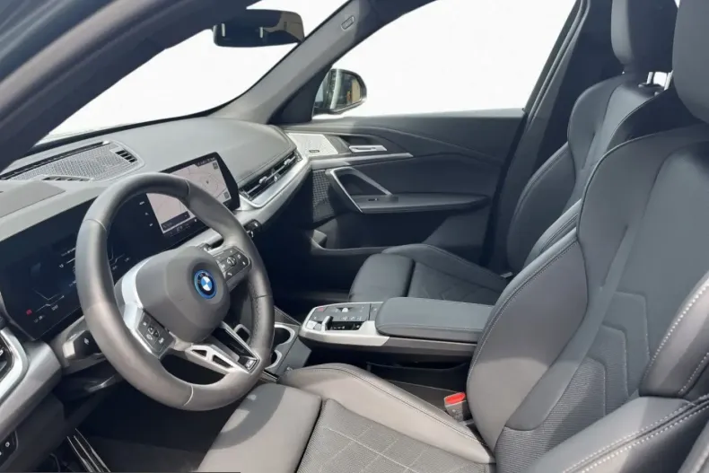 BMW iX1 (Seria X) din 2025 cu 14.500 km - oferta BMW226250 - foto 6