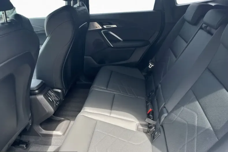 BMW iX1 (Seria X) din 2025 cu 14.500 km - oferta BMW226250 - foto 12