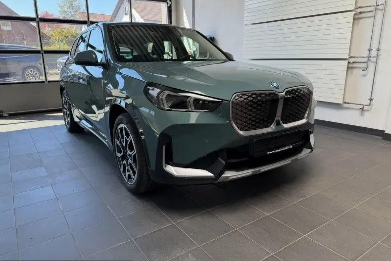 BMW iX1 (Seria X) din 2025 cu 9.100 km - oferta BMW226251 - foto 3