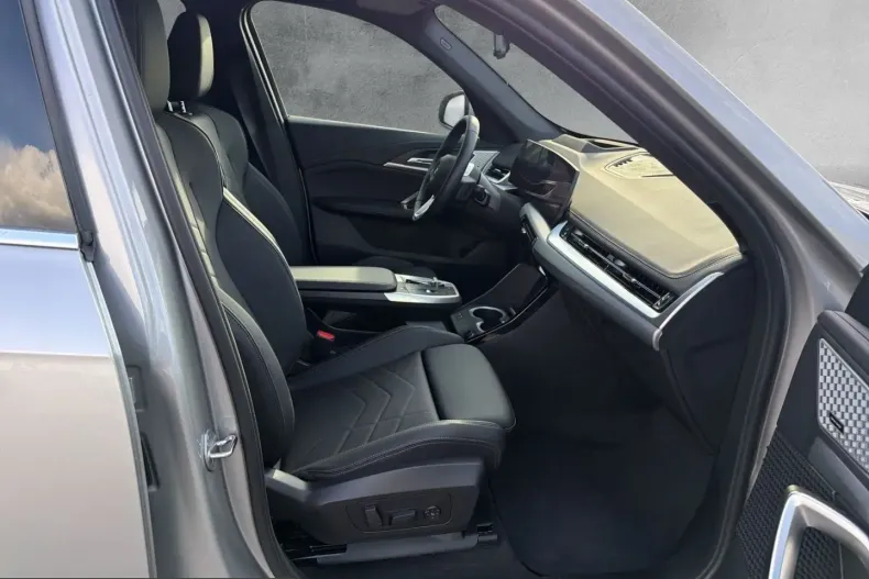 BMW iX1 (Seria X) din 2024 cu 15.000 km - oferta BMW226252 - foto 11