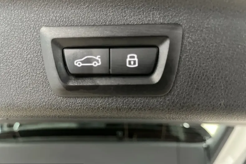 BMW iX1 (Seria X) din 2024 cu 16.500 km - oferta BMW226253 - foto 20
