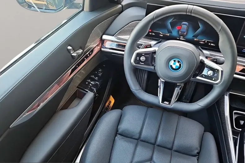 BMW i7 (Seria 7) din 2025 cu 6.664 km - oferta BMW226254 - foto 16